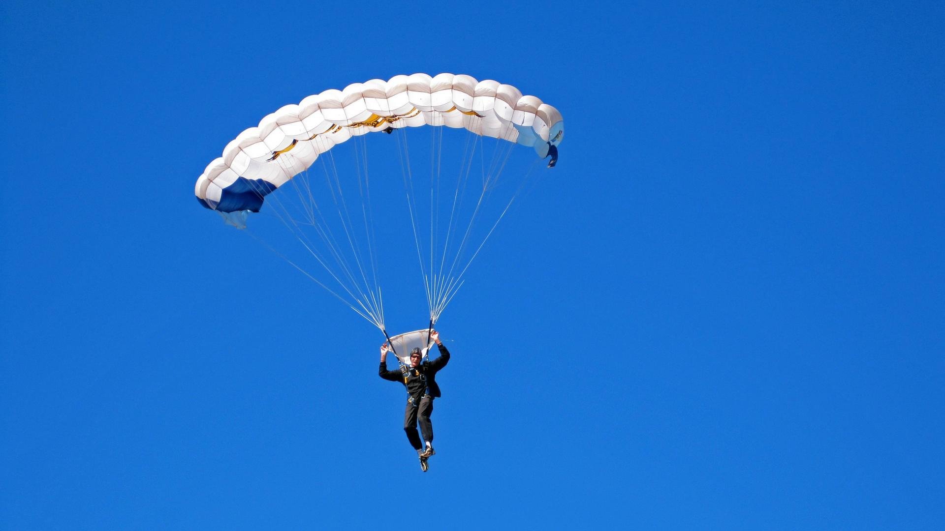 开云体育网页版-史上最大“黑马队”崛起：逆境中夺冠，十大黑马